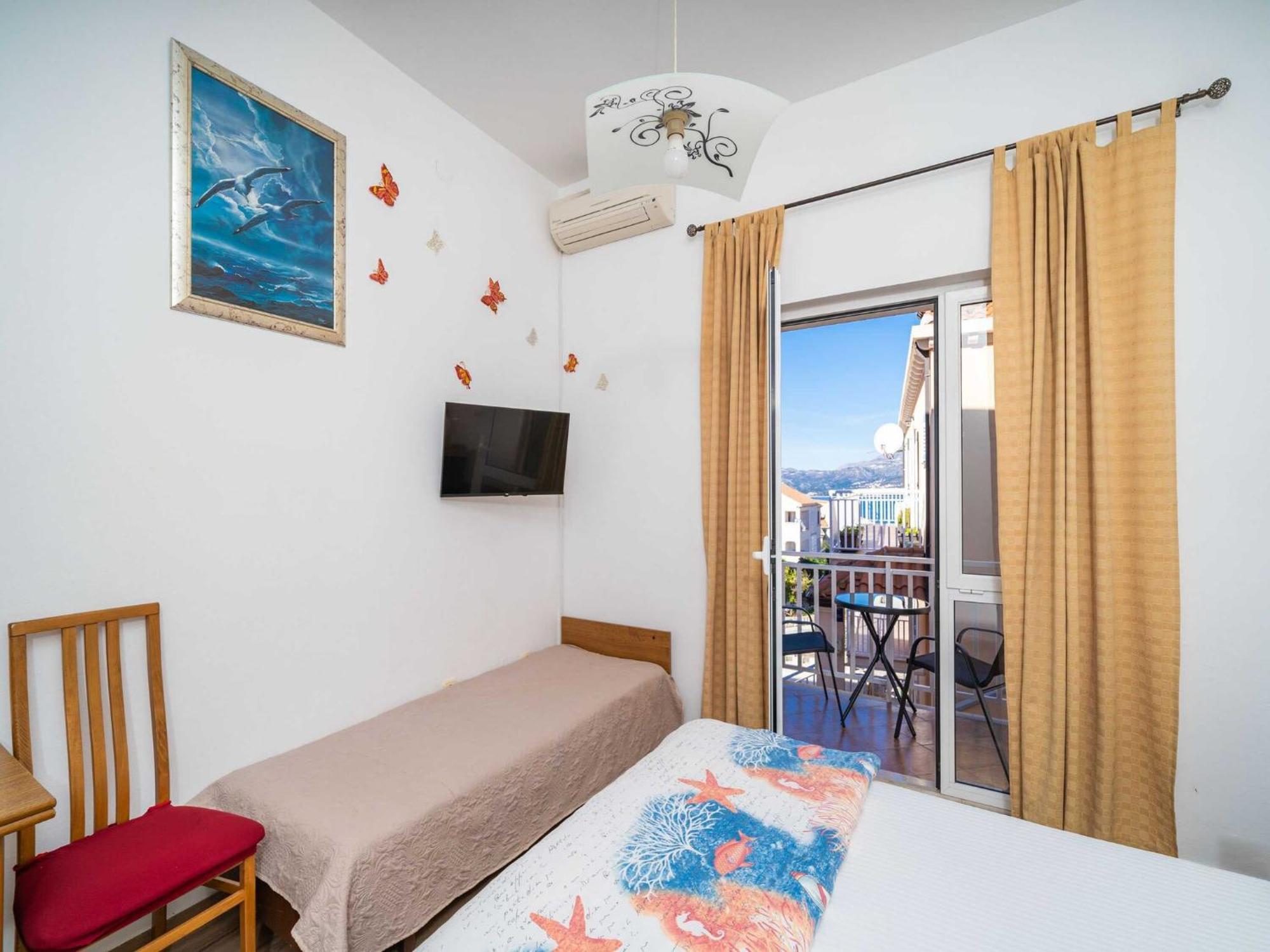 Apartments Senjo - Studio Apartment With Balcony With Side Sea View Apartman 4 ツァヴタット エクステリア 写真